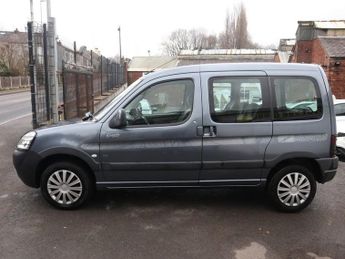 PEUGEOT PARTNER 2.0 HDi Escapade MPV 5dr Diesel Manual (152 g/km, 90 bhp)