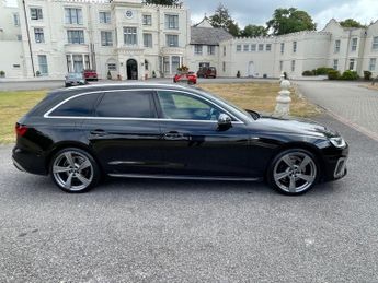 AUDI A4 AVANT 2.0 TDI 35 S line Estate 5dr Diesel S Tronic Euro 6 (s/s) (163 p