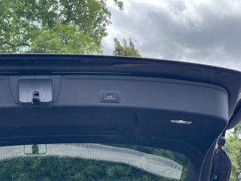 AUDI A4 AVANT 2.0 TDI 35 S line Estate 5dr Diesel S Tronic Euro 6 (s/s) (163 p