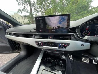 AUDI A4 AVANT 2.0 TDI 35 S line Estate 5dr Diesel S Tronic Euro 6 (s/s) (163 p