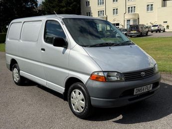 Toyota Hiace 2.5 D-4D 280 GS Panel Van 4dr Diesel Manual (88 bhp)