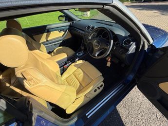 AUDI A4 CABRIOLET 2.5 TDI Sport Convertible 2dr Diesel CVT (197 g/km, 163 bhp)