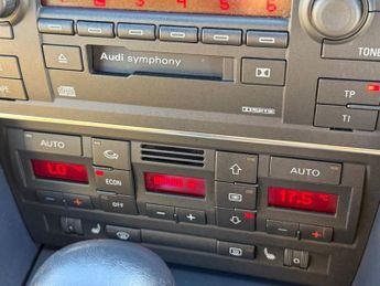 AUDI A4 CABRIOLET 2.5 TDI Sport Convertible 2dr Diesel CVT (197 g/km, 163 bhp)