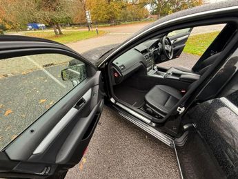 MERCEDES-BENZ C-CLASS 2.1 C220 CDI Sport Saloon 4dr Diesel Auto Euro 4 (170 ps)