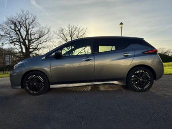 NISSAN LEAF 39kWh Tekna Hatchback 5dr Electric Auto (150 ps)