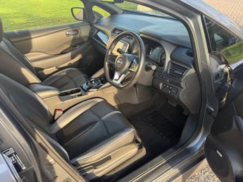NISSAN LEAF 39kWh Tekna Hatchback 5dr Electric Auto (150 ps)