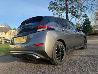 NISSAN LEAF 39kWh Tekna Hatchback 5dr Electric Auto (150 ps)