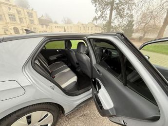 VOLKSWAGEN ID.3 Pro Performance 58kWh Business Hatchback 5dr Electric Auto (204 