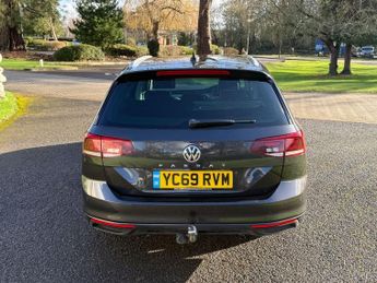 VOLKSWAGEN PASSAT 2.0 TDI EVO SEL Estate 5dr Diesel DSG Euro 6 (s/s) (190 ps)