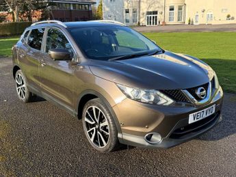 Nissan Qashqai 1.6 DIG-T Tekna SUV 5dr Petrol Manual 2WD Euro 6 (s/s) (163 ps)