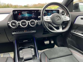 MERCEDES-BENZ EQA EQA 250 AMG Line 5dr