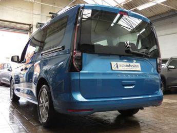 VOLKSWAGEN CADDY MAXI 2.0 TDI Life MPV 5dr Diesel DSG Euro 6 (s/s) (122 ps)