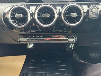 MERCEDES-BENZ A-CLASS 1.5 A180d Sport Hatchback 5dr Diesel 7G-DCT Euro 6 (s/s) (116 ps