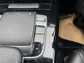 MERCEDES-BENZ A-CLASS 1.5 A180d Sport Hatchback 5dr Diesel 7G-DCT Euro 6 (s/s) (116 ps