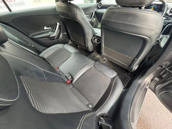 MERCEDES-BENZ A-CLASS 1.5 A180d Sport Hatchback 5dr Diesel 7G-DCT Euro 6 (s/s) (116 ps