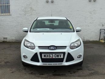 FORD FOCUS 1.6 Titanium Hatchback 5dr Petrol Powershift Euro 5 (125 ps)
