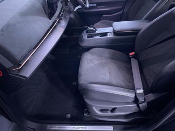 NISSAN ARIYA 87kWh Evolve SUV 5dr Electric Auto e-4ORCE 22kW Charger (306 ps)