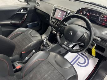 PEUGEOT 208 1.2 PureTech GT Line Hatchback 5dr Petrol Manual Euro 6 (s/s) (1