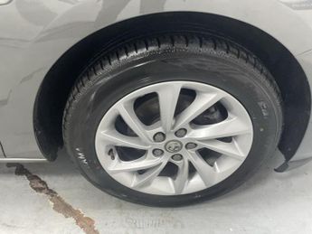 VAUXHALL ASTRA 1.6 CDTi ecoTEC BlueInjection Design Sports Tourer 5dr Diesel Ma