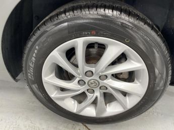 VAUXHALL ASTRA 1.6 CDTi ecoTEC BlueInjection Design Sports Tourer 5dr Diesel Ma