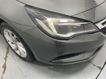VAUXHALL ASTRA 1.6 CDTi ecoTEC BlueInjection Design Sports Tourer 5dr Diesel Ma
