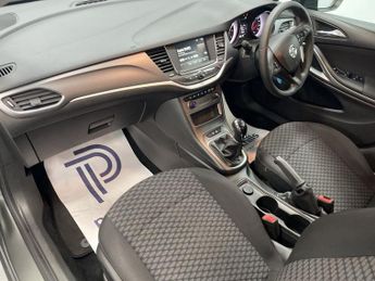 VAUXHALL ASTRA 1.6 CDTi ecoTEC BlueInjection Design Sports Tourer 5dr Diesel Ma