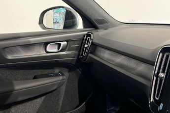 VOLVO XC40 Recharge Twin 78kWh Ultimate SUV 5dr Electric Auto AWD (408 ps) 