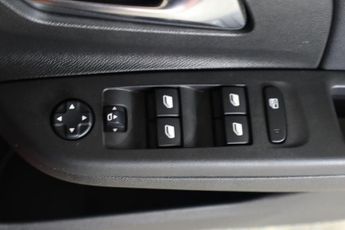 VAUXHALL Corsa Electric 50kWh Elite Nav Auto 5dr (7.4Kw Charger)