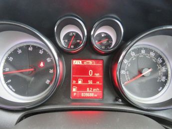 VAUXHALL ASTRA 1.6 16v SRi Hatchback 5dr Petrol Auto Euro 5 (115 ps)