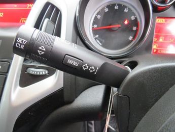VAUXHALL ASTRA 1.6 16v SRi Hatchback 5dr Petrol Auto Euro 5 (115 ps)