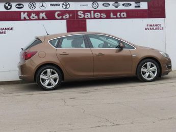 VAUXHALL ASTRA 1.6 16v SRi Hatchback 5dr Petrol Auto Euro 5 (115 ps)