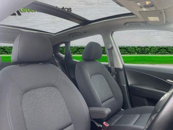 HYUNDAI IX20 1.6 Style Hatchback 5dr Petrol Auto Euro 5 (123 bhp)