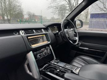 LAND ROVER RANGE ROVER 4.4 SD V8 Vogue SE SUV 5dr Diesel Auto 4WD Euro 6 (s/s) (339 ps)