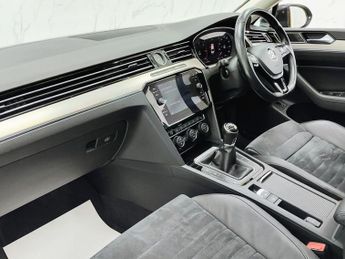 VOLKSWAGEN PASSAT 2.0 TDI GT Saloon 4dr Diesel Manual Euro 6 (s/s) (150 ps)