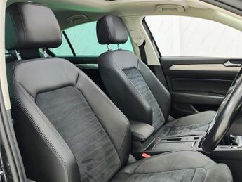 VOLKSWAGEN PASSAT 2.0 TDI GT Saloon 4dr Diesel Manual Euro 6 (s/s) (150 ps)