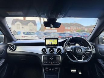 MERCEDES-BENZ GLA 2.1 GLA200d AMG Line (Executive) SUV 5dr Diesel 7G-DCT 4MATIC Eu