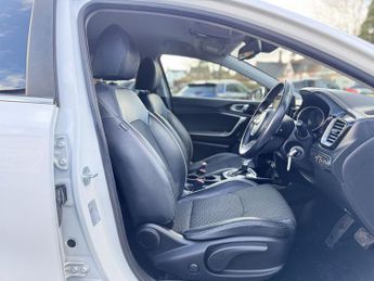 KIA CEED 1.6 CRDi 3 Hatchback 5dr Diesel DCT Euro 6 (s/s) (114 bhp)