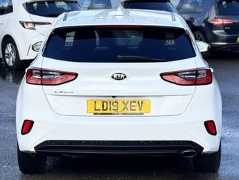 KIA CEED 1.6 CRDi 3 Hatchback 5dr Diesel DCT Euro 6 (s/s) (114 bhp)