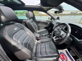 VOLKSWAGEN TIGUAN 2.0 TDI R-Line Tech SUV 5dr Diesel DSG 4Motion Euro 6 (s/s) (190