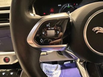 JAGUAR I-PACE 400 90kWh SE SUV 5dr Electric Auto 4WD (400 ps)