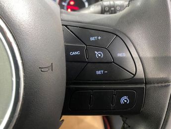 FIAT 500X 1.6 MultiJetII Cross SUV 5dr Diesel DCT Euro 6 (s/s) (120 ps)