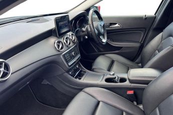 MERCEDES-BENZ GLA CLASS 2.1 GLA220d Sport (Premium) SUV 5dr Diesel 7G-DCT 4MATIC Euro 6 
