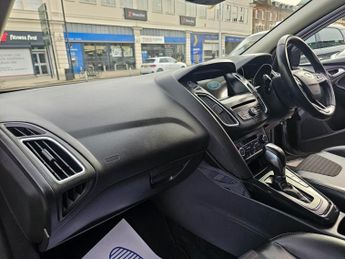 FORD FOCUS AUTOMATIC 1.0T EcoBoost Titanium X Hatchback 5dr Petrol Auto Eur