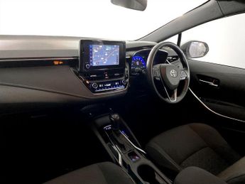 TOYOTA COROLLA 1.8 VVT-h GPF Icon Tech Hatchback 5dr Petrol Hybrid CVT Euro 6 (