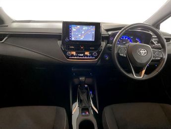 TOYOTA COROLLA 1.8 VVT-h GPF Icon Tech Hatchback 5dr Petrol Hybrid CVT Euro 6 (