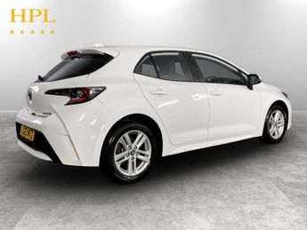 TOYOTA COROLLA 1.8 VVT-h GPF Icon Tech Hatchback 5dr Petrol Hybrid CVT Euro 6 (