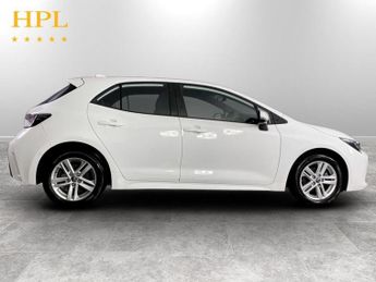 TOYOTA COROLLA 1.8 VVT-h GPF Icon Tech Hatchback 5dr Petrol Hybrid CVT Euro 6 (