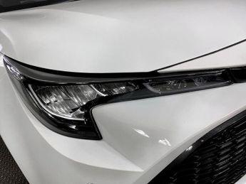 TOYOTA COROLLA 1.8 VVT-h GPF Icon Tech Hatchback 5dr Petrol Hybrid CVT Euro 6 (