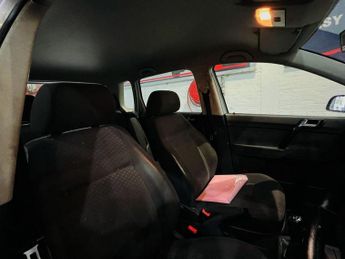 VOLKSWAGEN POLO 1.2 Twist Hatchback 5dr Petrol Manual (144 g/km, 65 bhp)