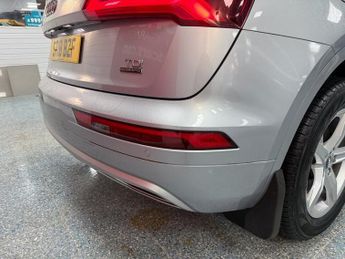 AUDI Q5 2.0 TDI Sport SUV 5dr Diesel S Tronic quattro Euro 6 (s/s) (190 